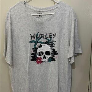 Hurley Gray Skull and Floral Tee